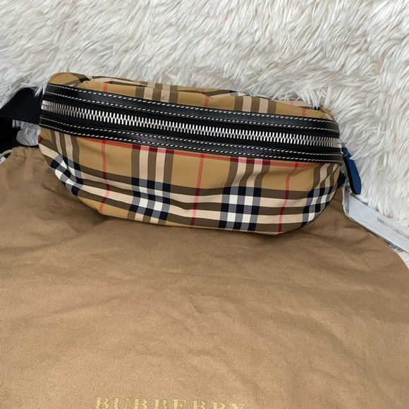 Burberry Beige Canvas Sunny Bumbag - Picture 8 of 10